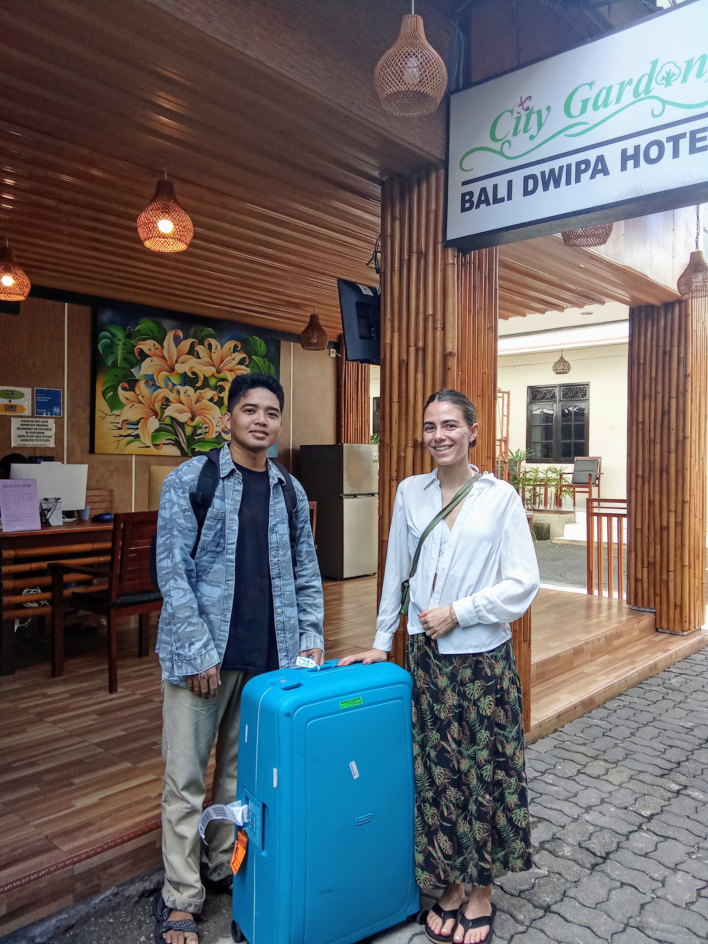 Foto pelanggan yang puas