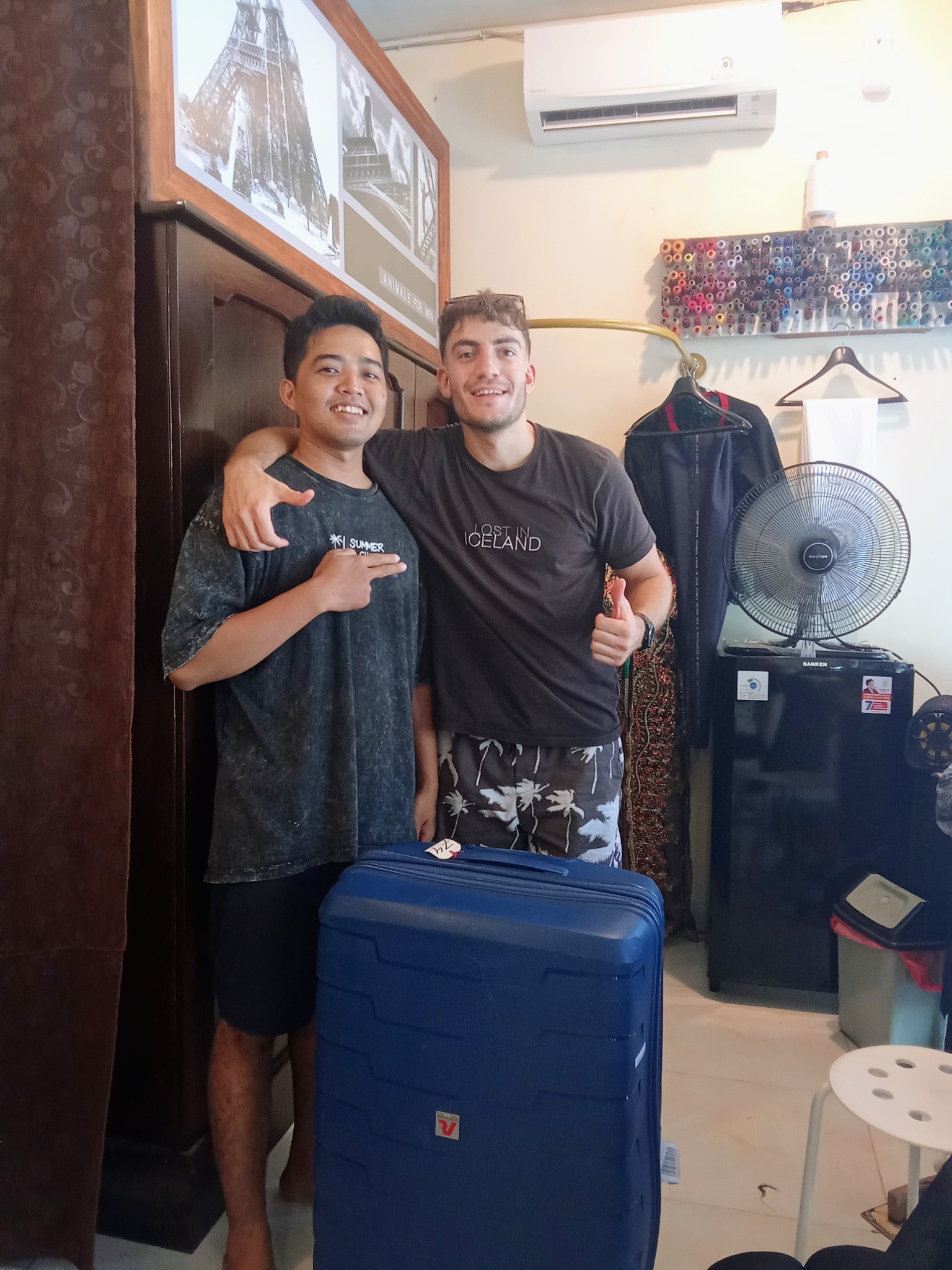 Foto pelanggan yang puas