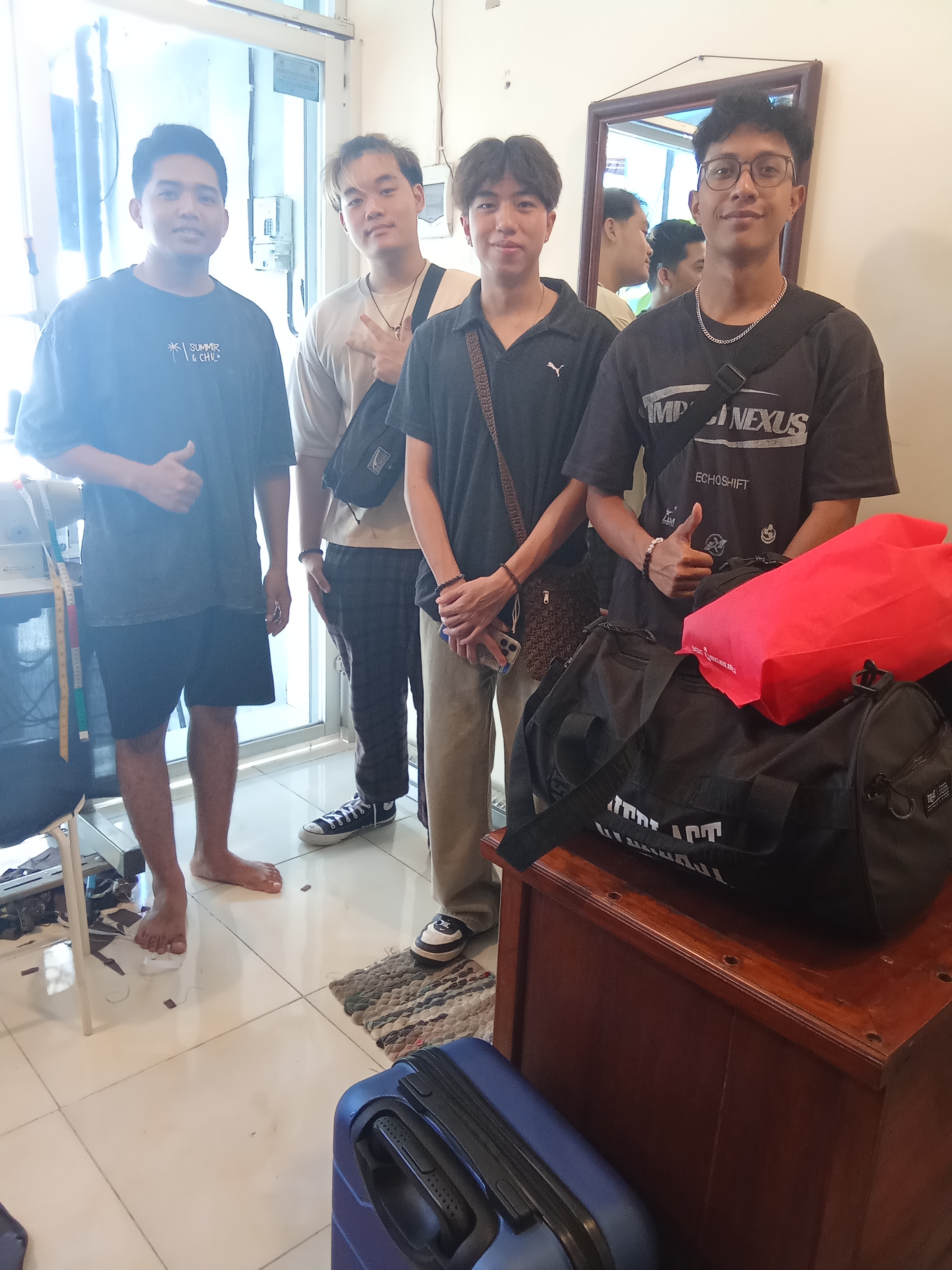 Foto pelanggan yang puas